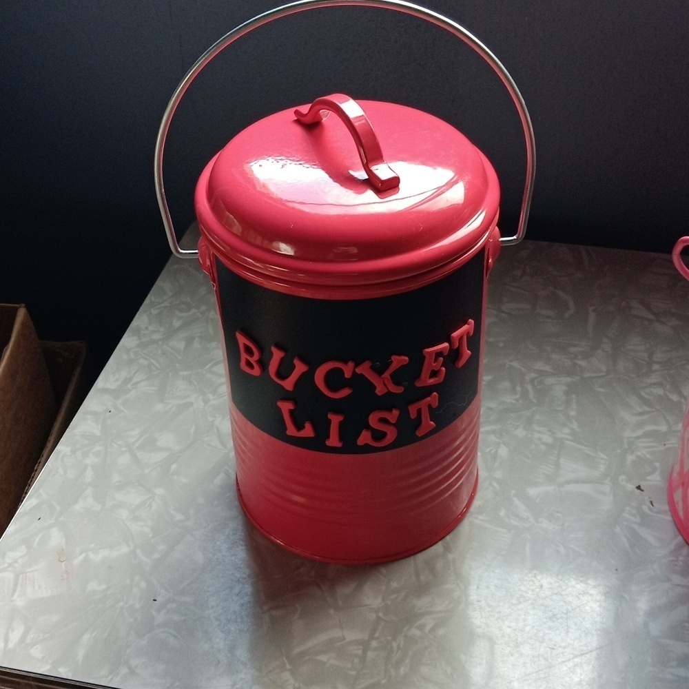 Bucket List bucket - Picture 2 of 6